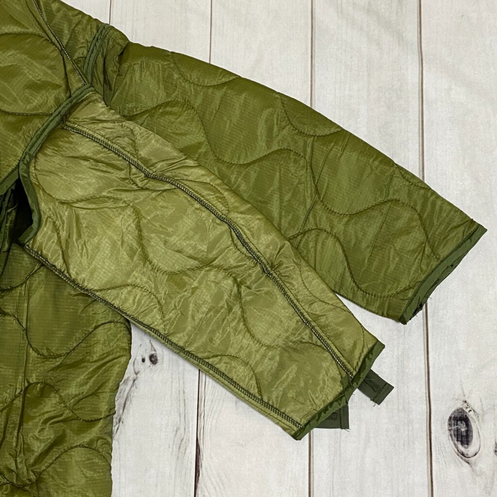 米軍実物 M-65 ライナー フィールドジャケット用 左腕と右腕の色違い